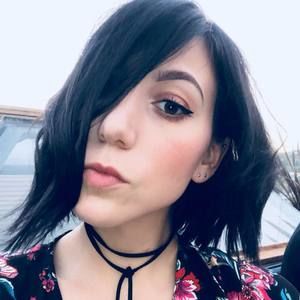 Meet your Posher, Rebecca